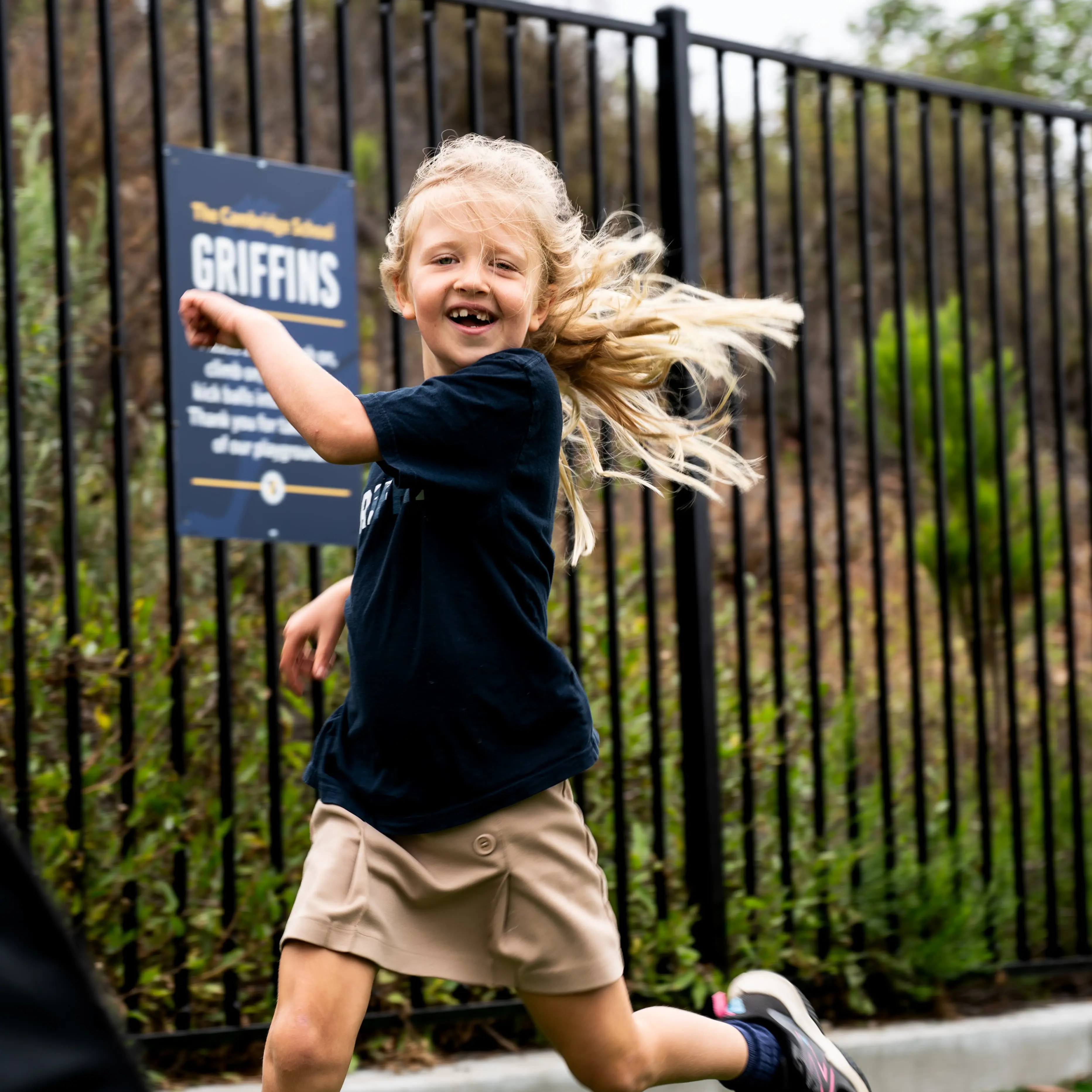  OptimizedImage,jr. kindergarten,junior kindergarten,square,smile,playground,running,,Optimized
