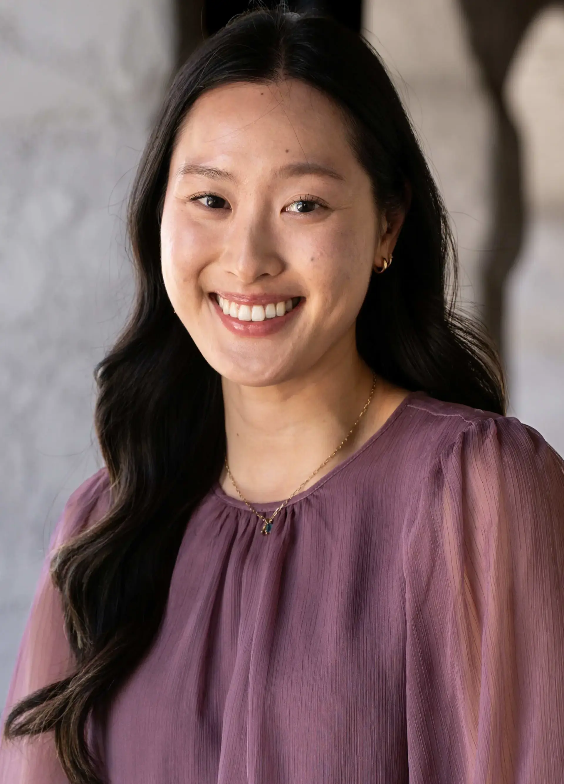 Headshot of Evelyn Wei