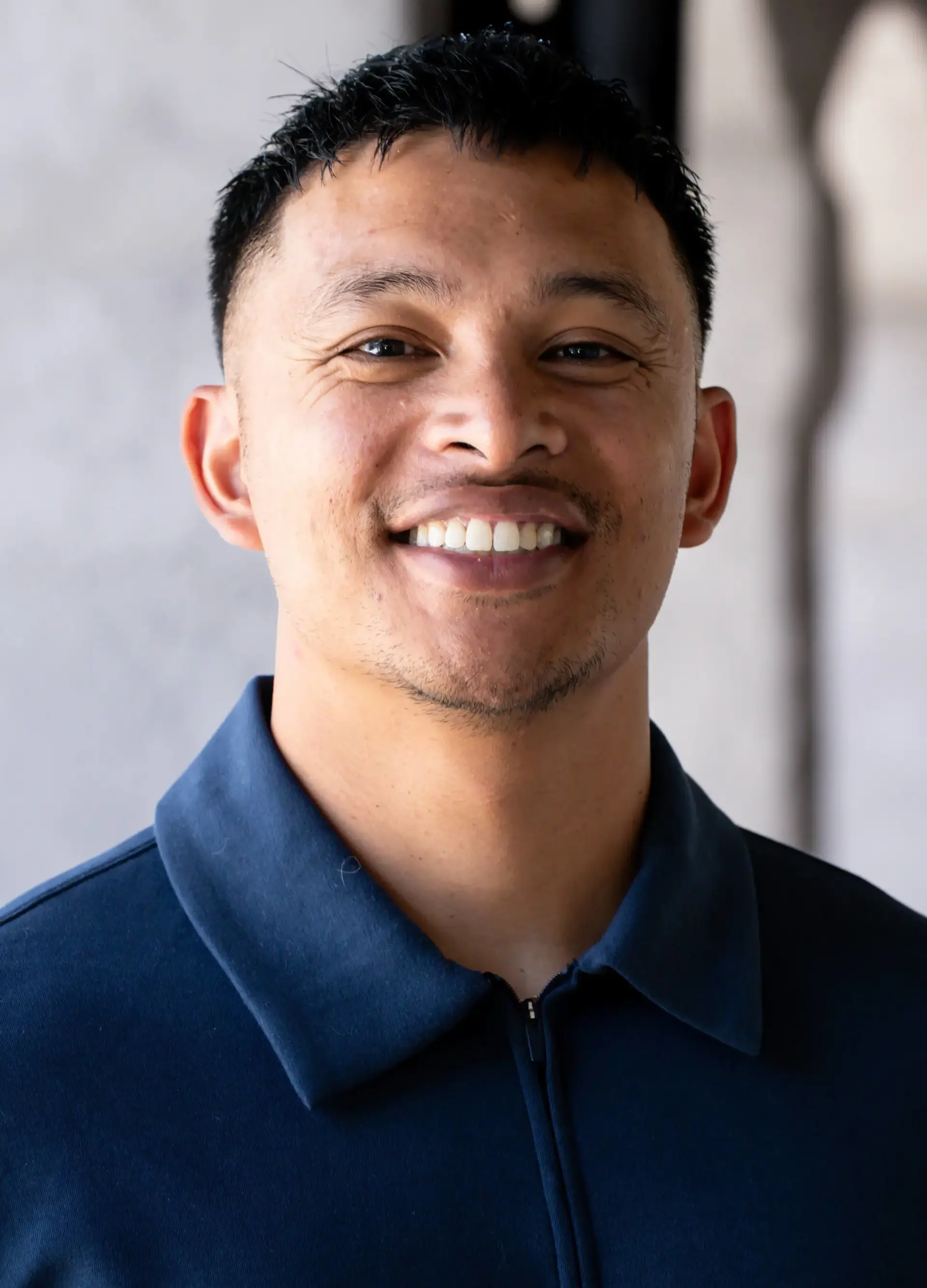 Headshot of Chris Mendoza