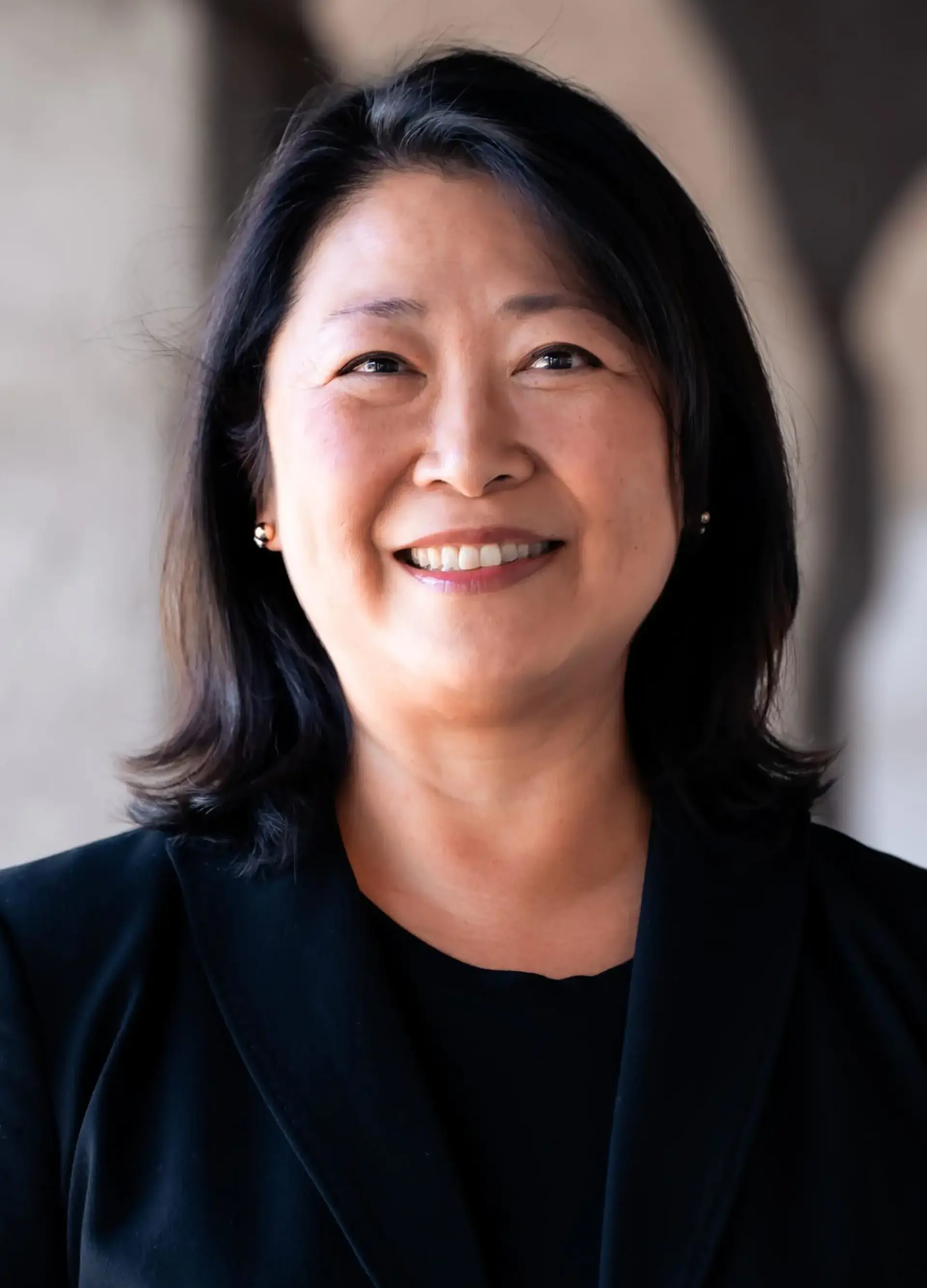 Headshot of Jean Kim